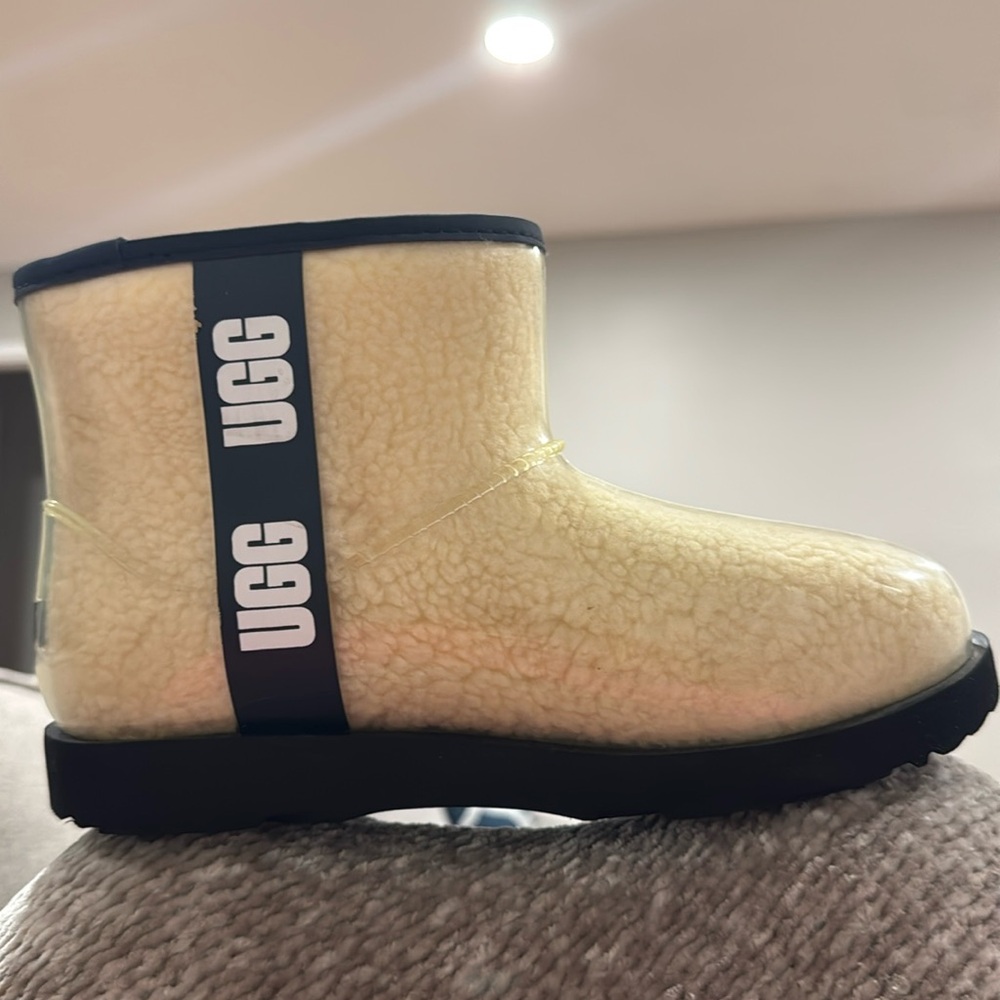 Cute girls waterproof uggs authentic